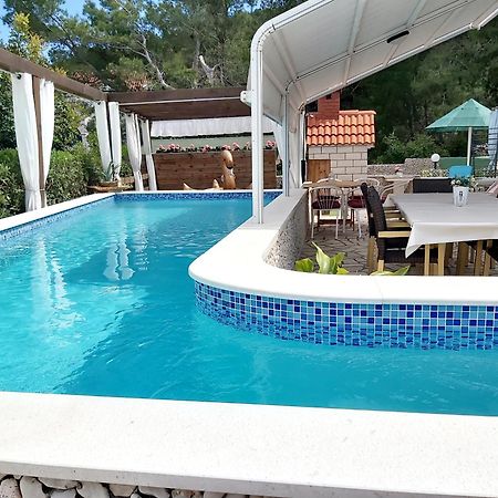 Villa Kale Apartments 斯拉汀 外观 照片
