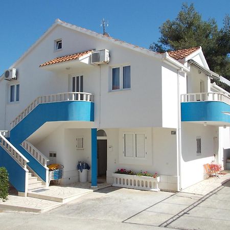 Villa Kale Apartments 斯拉汀 外观 照片