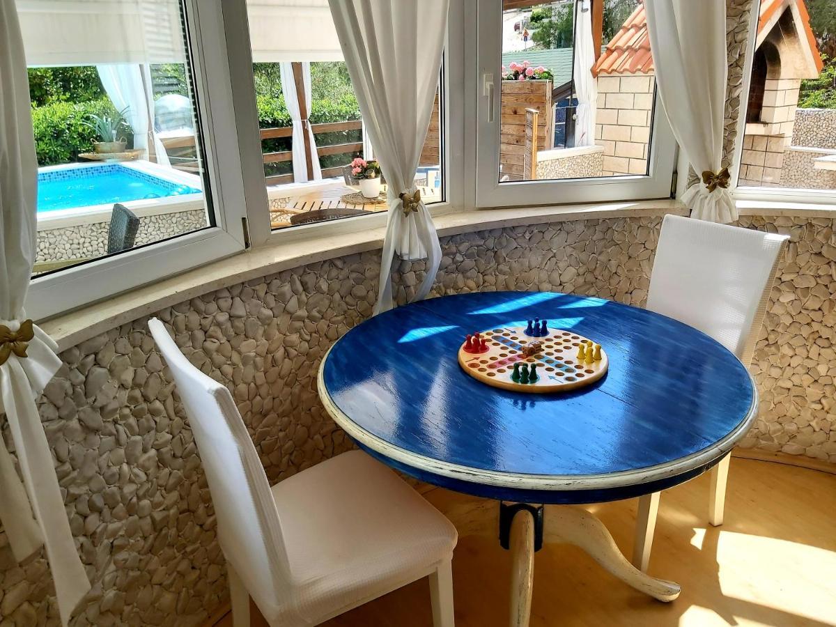 Villa Kale Apartments 斯拉汀 外观 照片