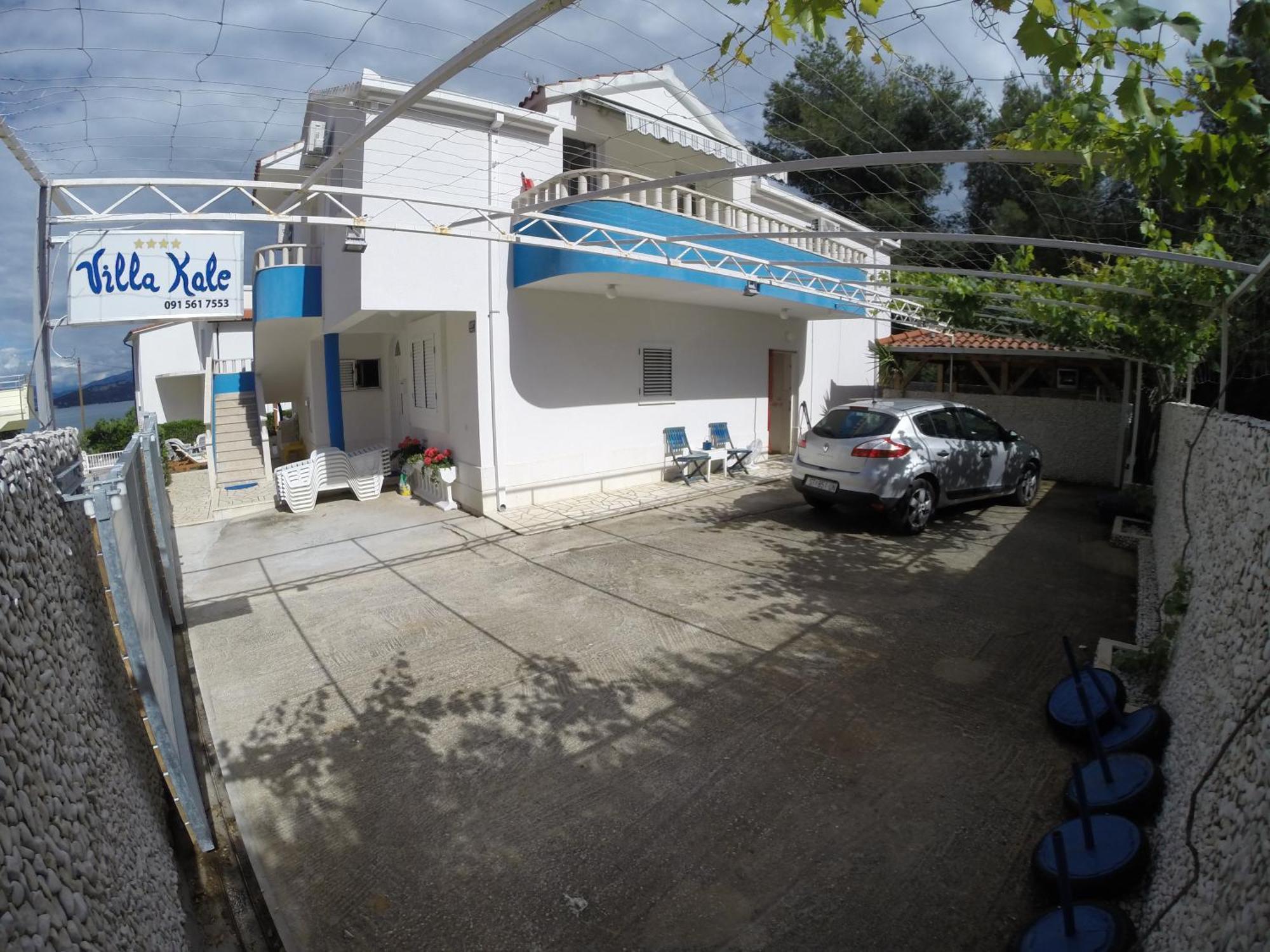 Villa Kale Apartments 斯拉汀 外观 照片