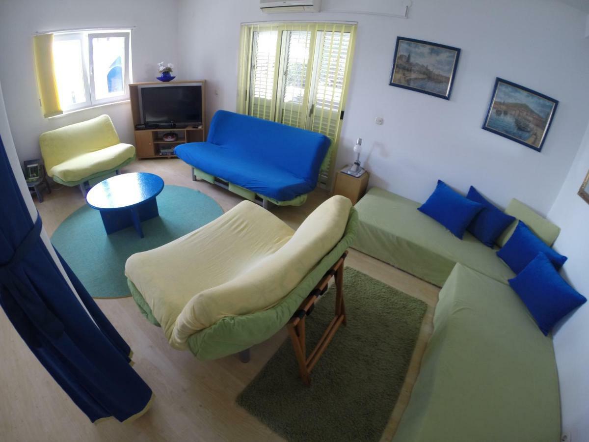 Villa Kale Apartments 斯拉汀 外观 照片