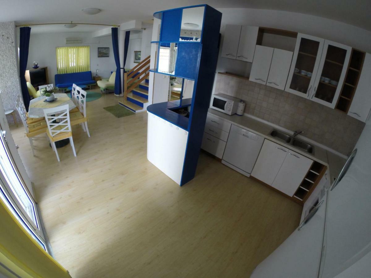 Villa Kale Apartments 斯拉汀 外观 照片